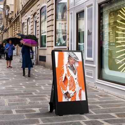FHD Outdoor Digital Poster Impermeável 1500 Nits